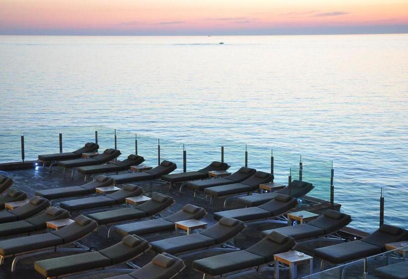 Отель Splendid Resort