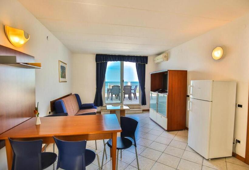 Отель Splendid Resort