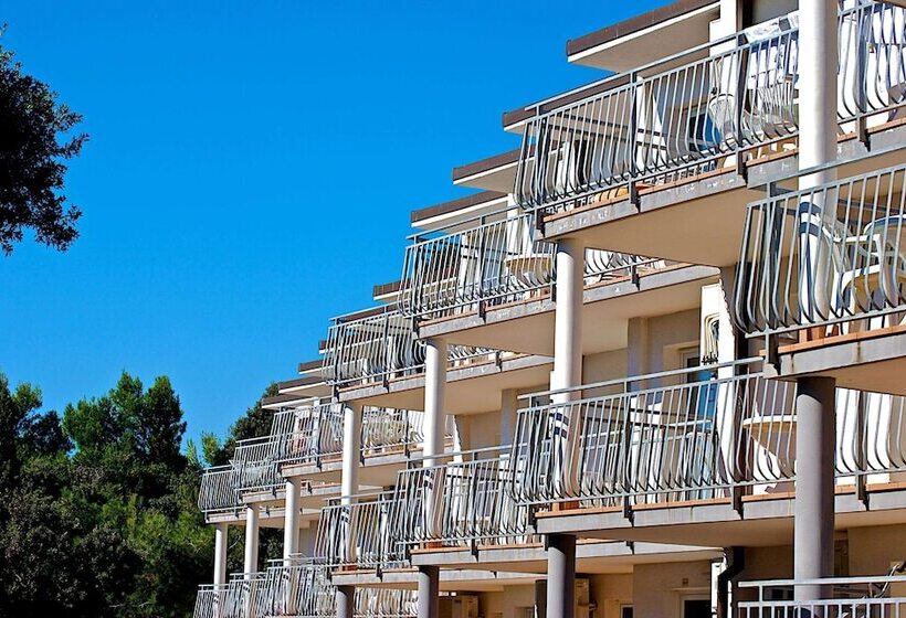 Отель Splendid Resort