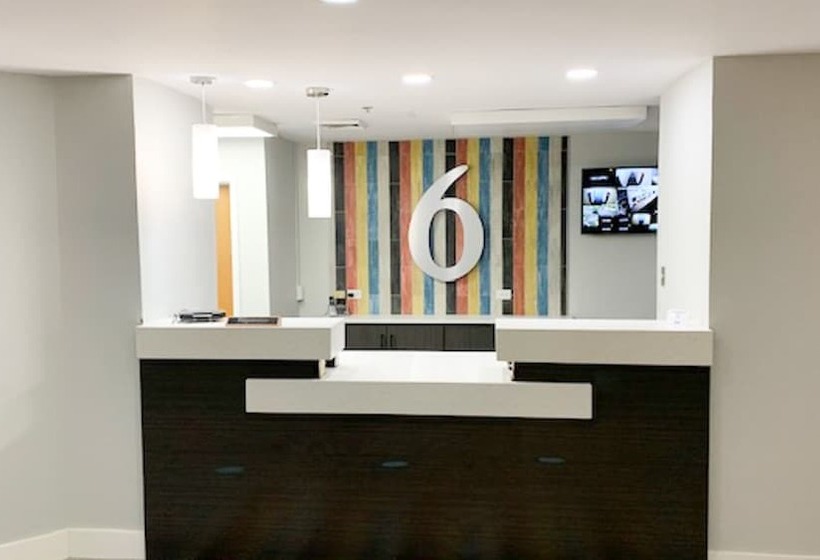 فندق Studio 6 Duluth Ga Near Gas South District