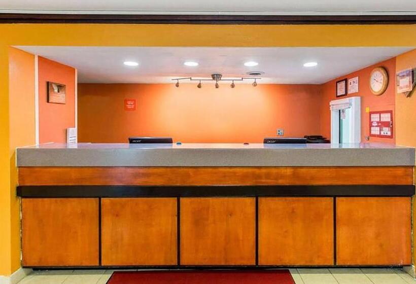 בית מלון כפרי Studios & Suites 4 Less Charlotte