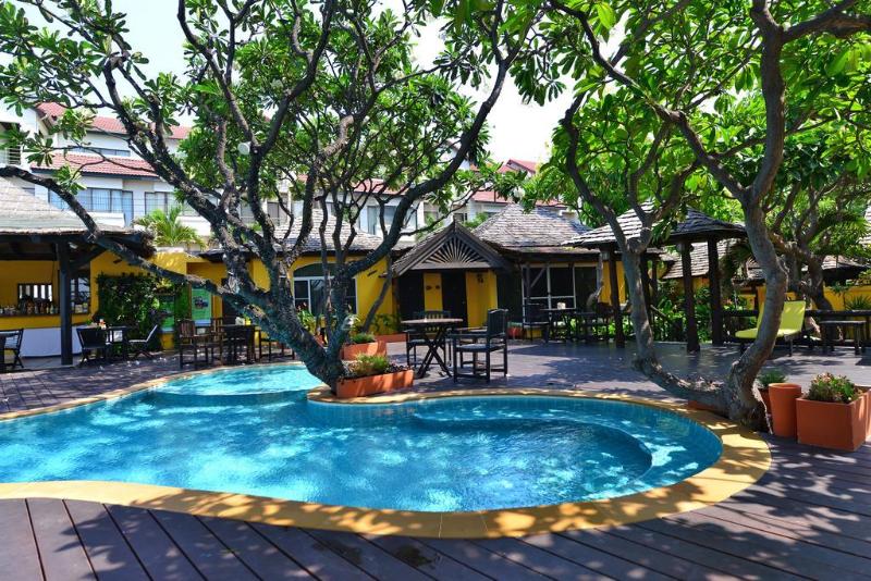 בית מלון כפרי Supatra Hua Hin Resort