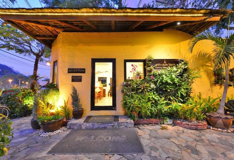 ホテル Supatra Hua Hin Resort