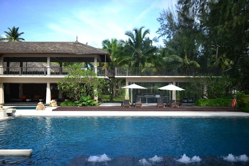 酒店 The Grand Southsea Khaolak Beach Resort