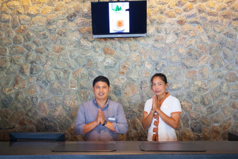 酒店 The Grand Southsea Khaolak Beach Resort