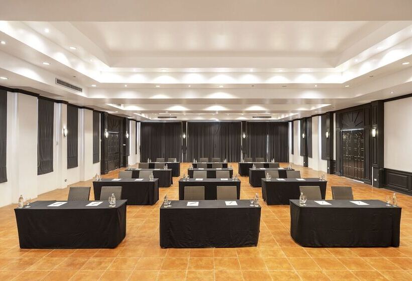 Отель The Splash Koh Chang