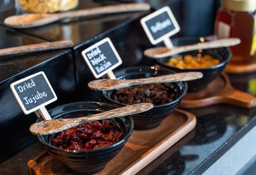 Отель The Splash Koh Chang