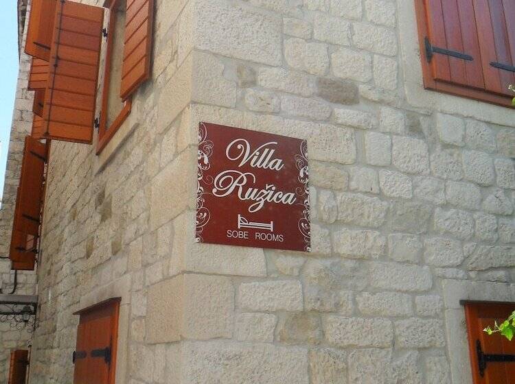 בית מלון כפרי Villa Ruzica