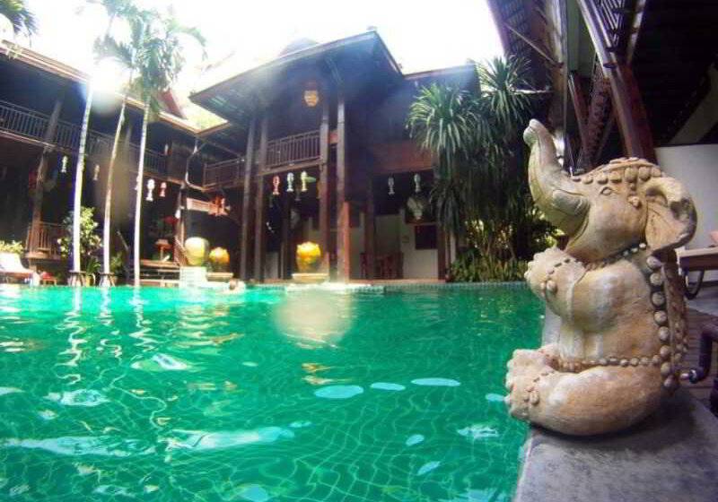 فندق Yantarasri Resort