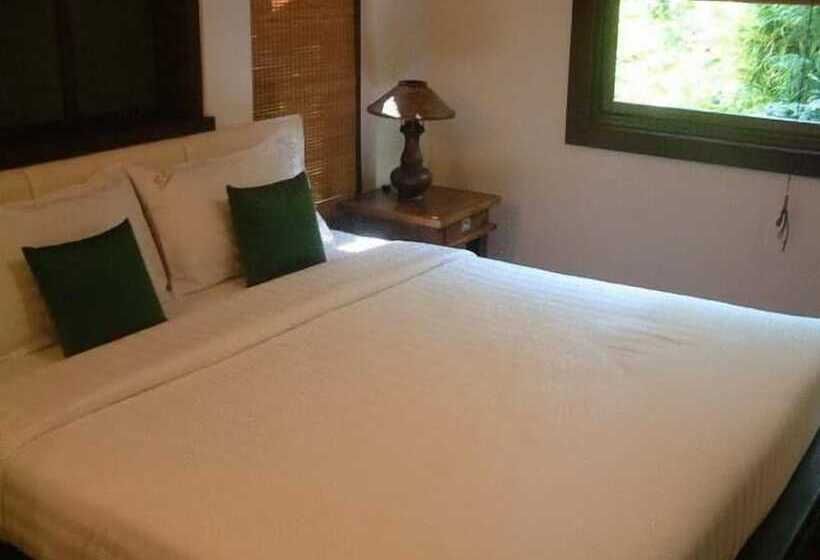 Iyarin Tara Resort