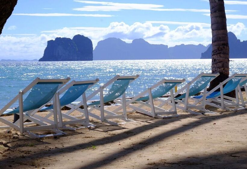 Koh Ngai Cliff Beach Resort