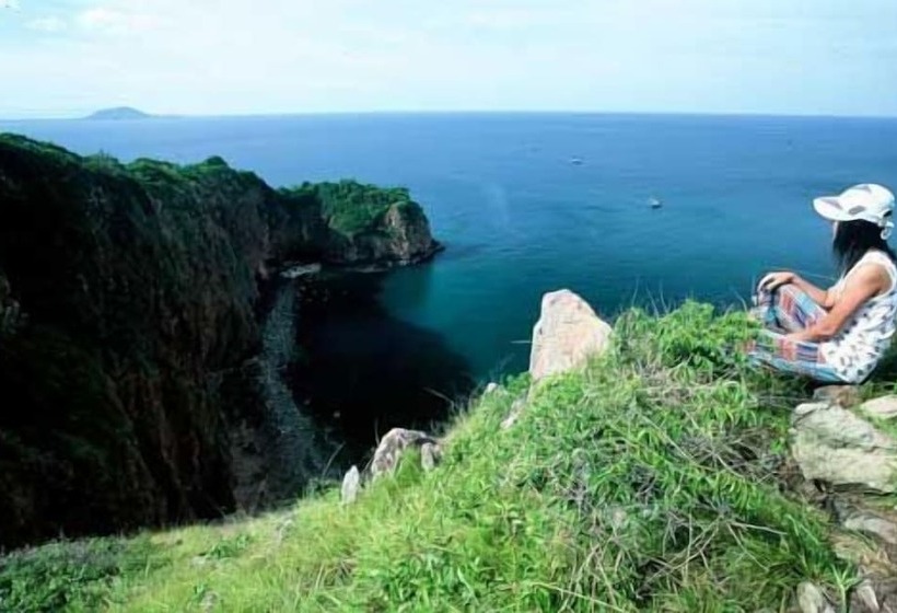 Koh Talu Island Resort