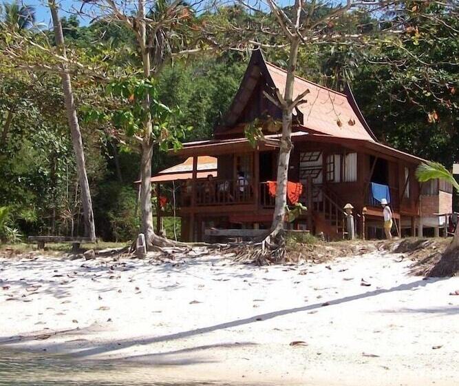 Koh Talu Island Resort
