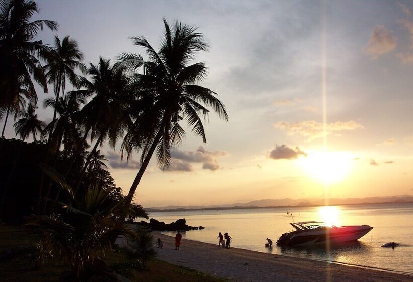 Koh Talu Island Resort