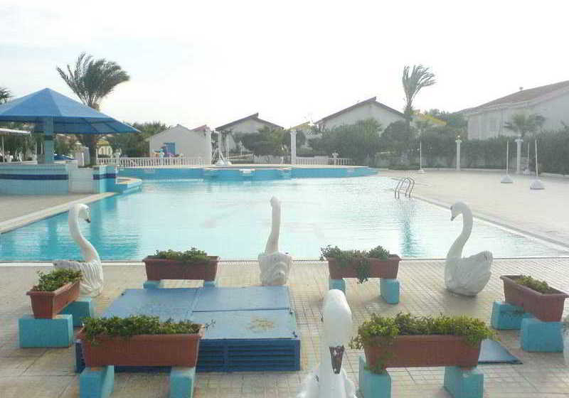 Long Beach Hotel & Villas