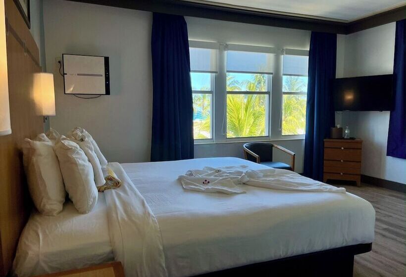 Majestic Hotel South Beach