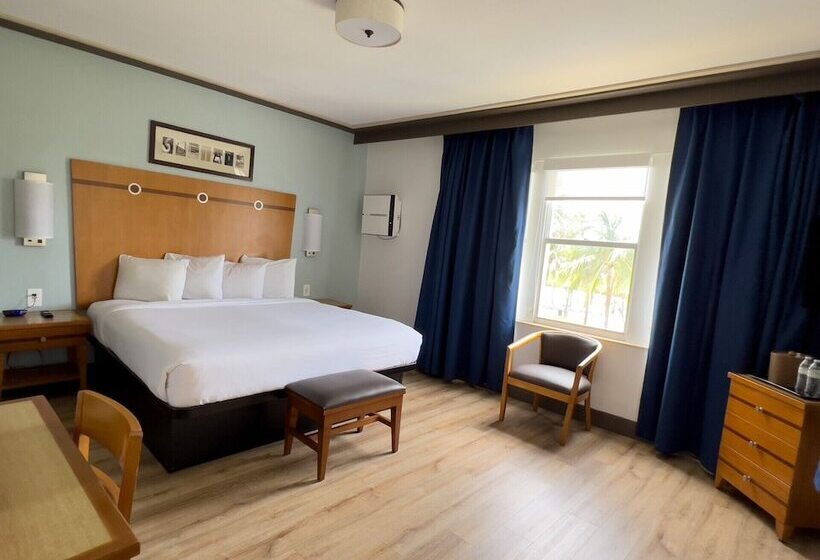 Majestic Hotel South Beach