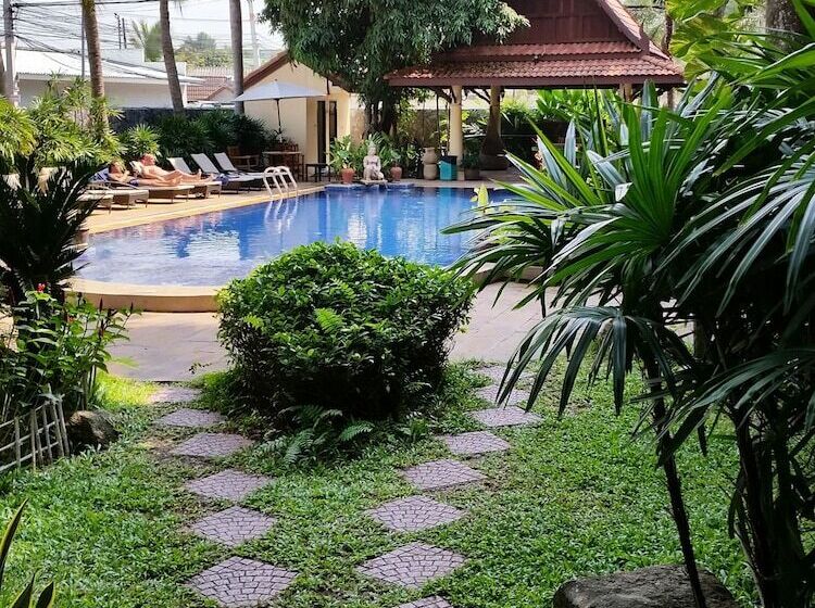 Nova Park Hotel Pattaya