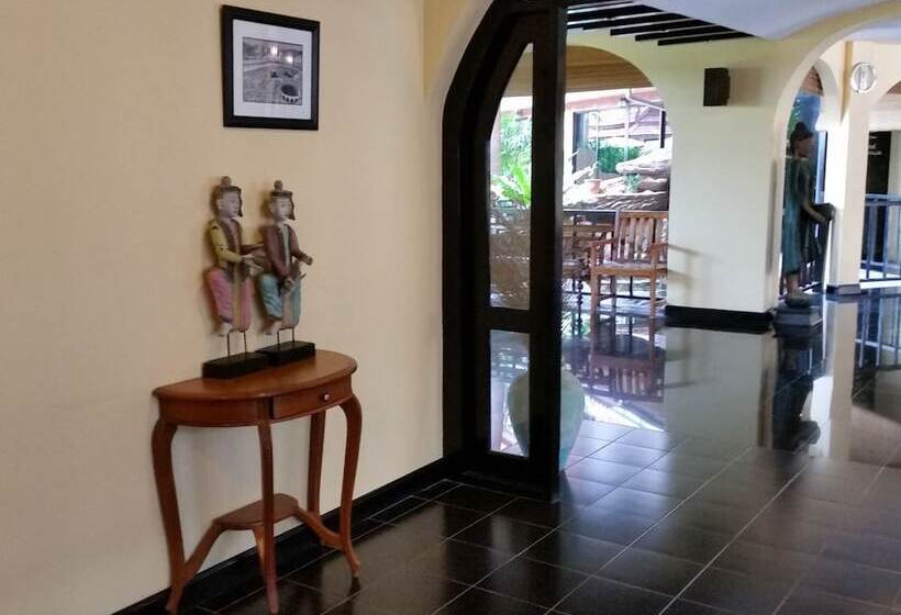 Nova Park Hotel Pattaya