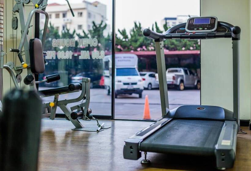 Nova Park Hotel Pattaya