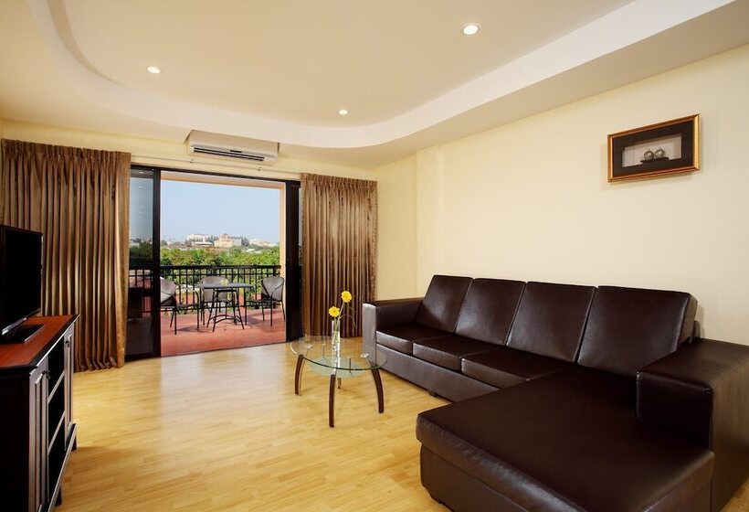 Nova Park Hotel Pattaya