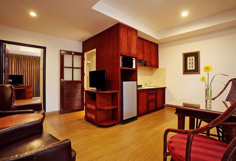 Nova Park Hotel Pattaya