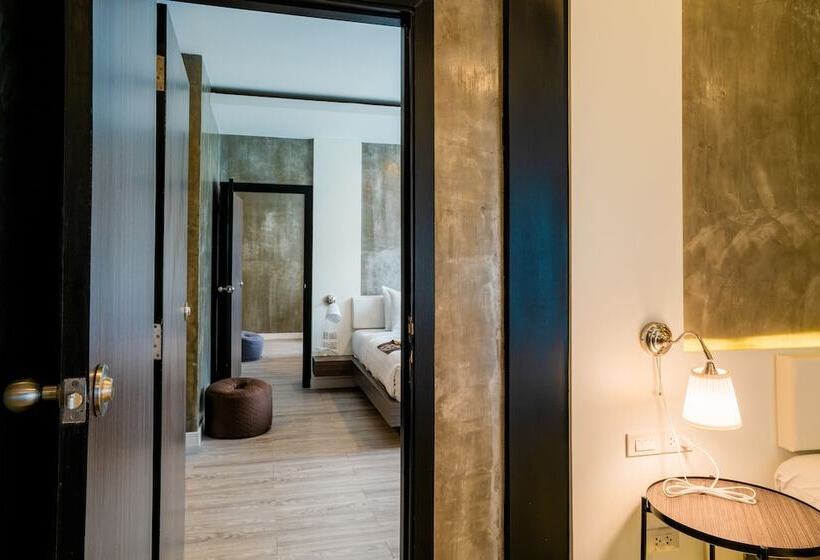 Phi Phi Andaman Legacy Resort