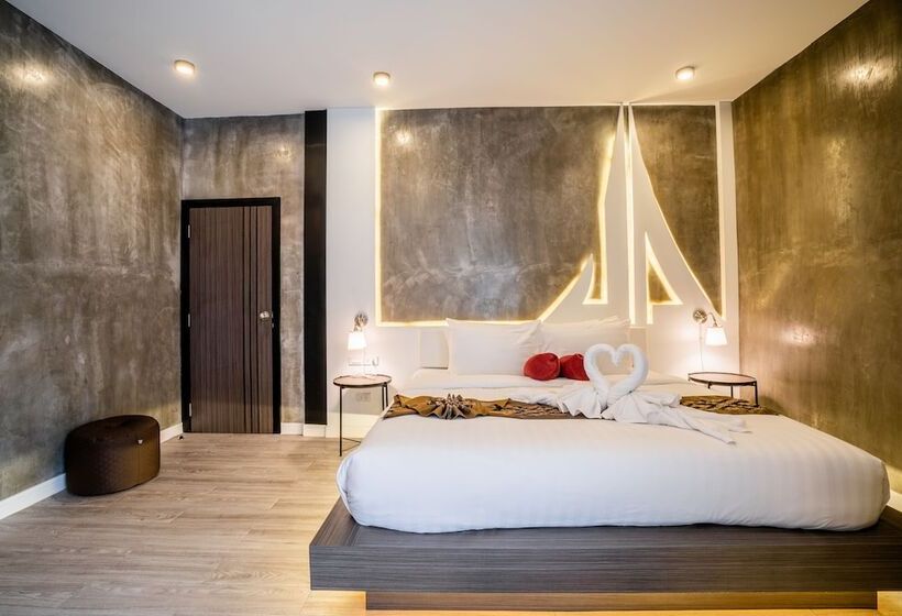 Phi Phi Andaman Legacy Resort