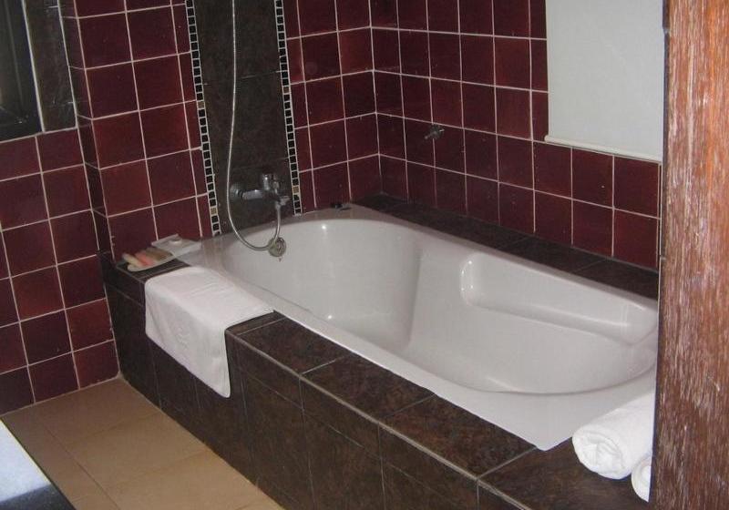 Phuket Naithon Resort