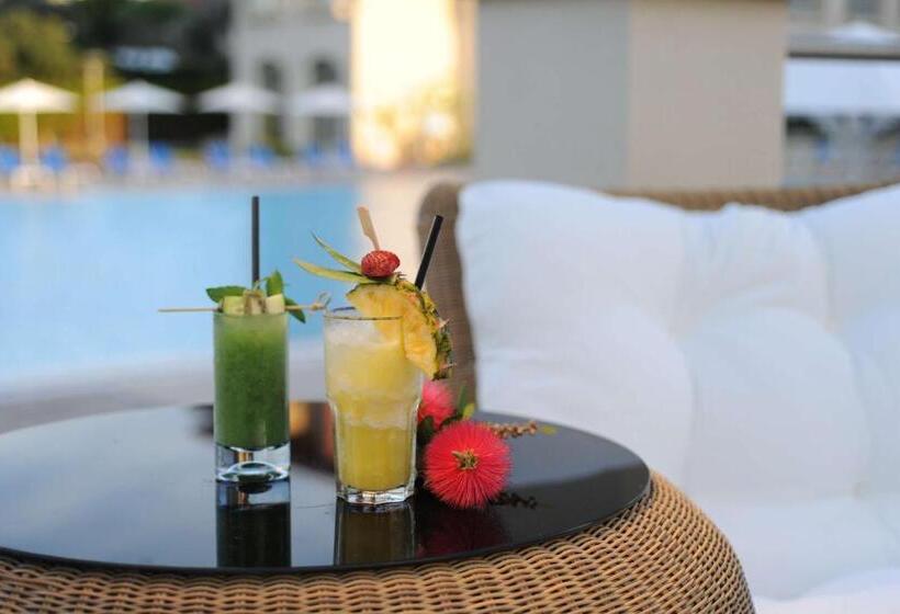 Radisson Blu Resort & Spa Cesme