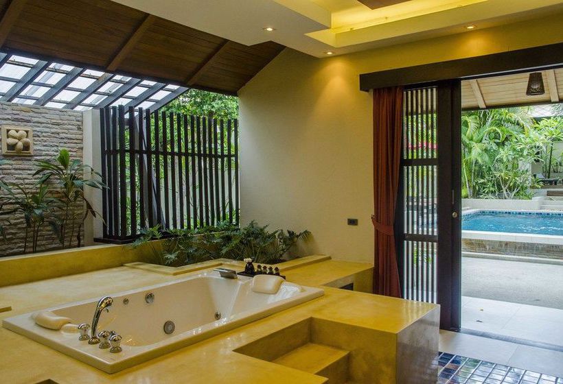 リゾートホテル Kirikayan Luxury Pool Villas & Suite