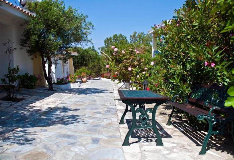 אתר נופש Lassion Golden Bay