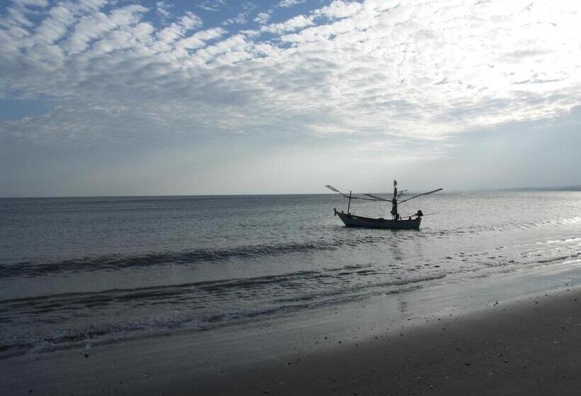 Sailom Resort Bangsaphan