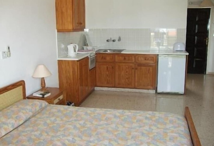 Tavros Hotel Apartments