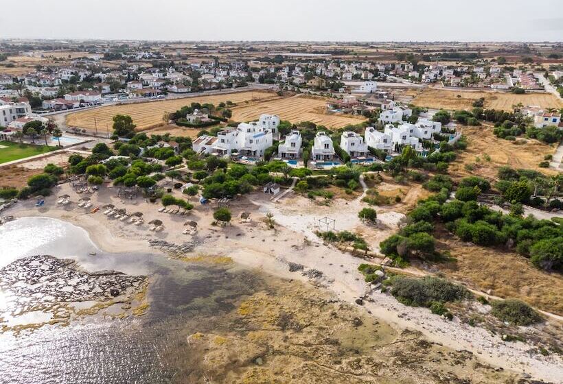 Thalassines Beach Villas