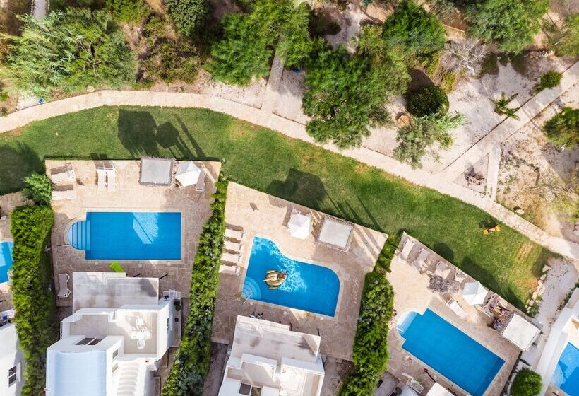 Thalassines Beach Villas