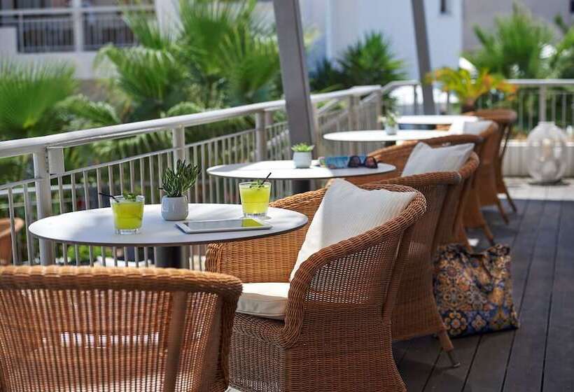 King Jason Paphos   Designed For Adults By Louis Hotels