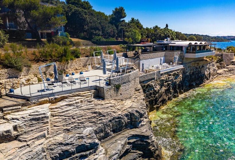 Arena Verudela Beach