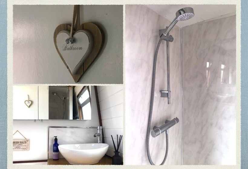 5berth Narrowboat Hire In Stratforduponavon