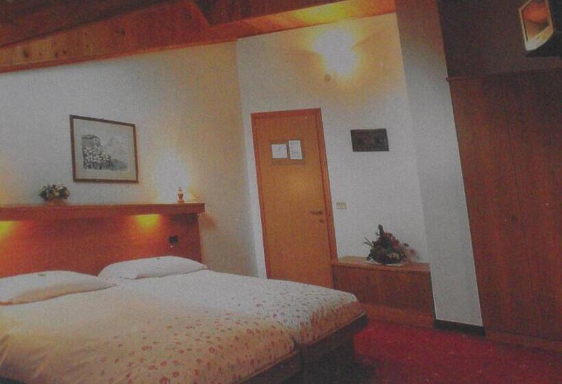 旅馆 Garni Meublè La Baita