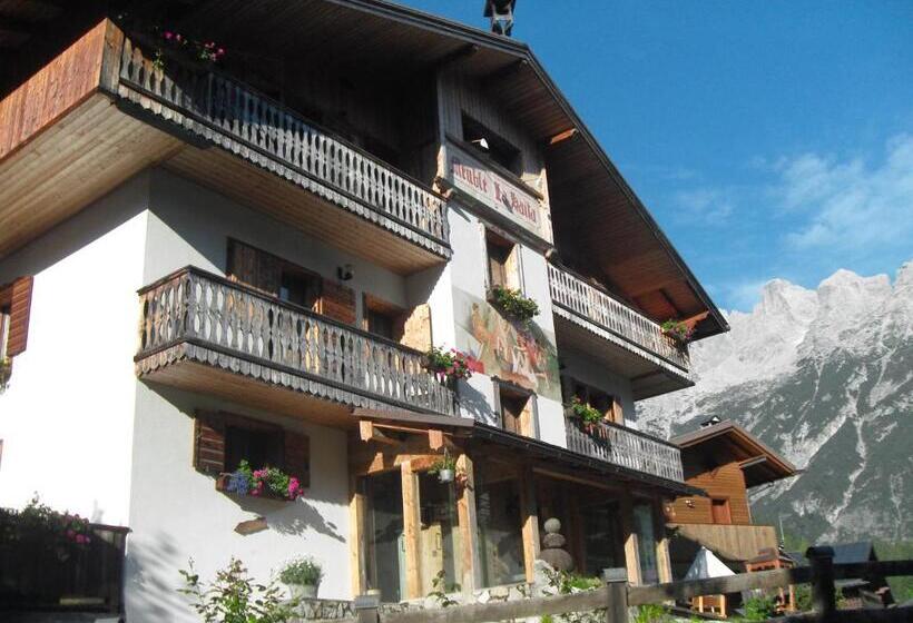 旅馆 Garni Meublè La Baita