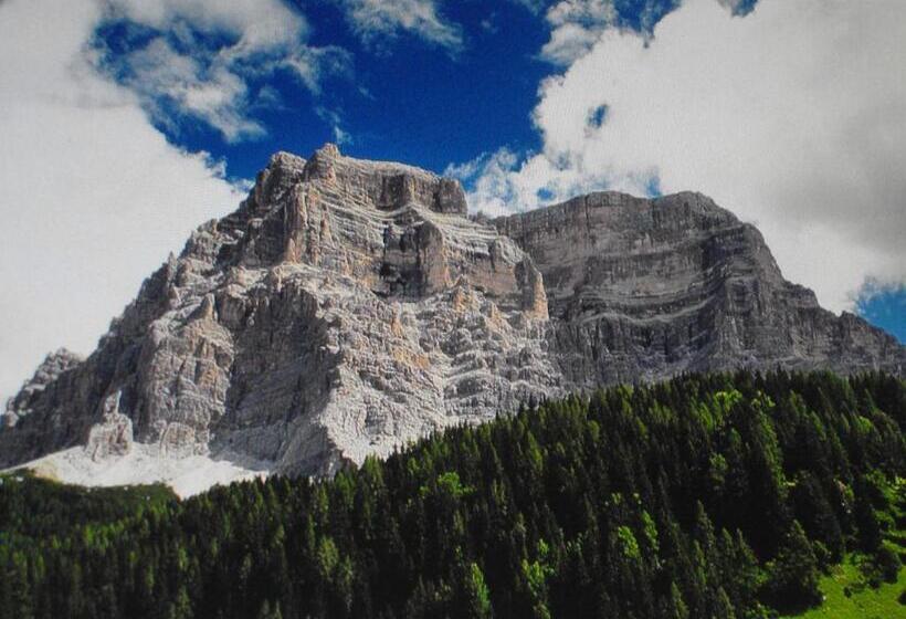 旅馆 Garni Meublè La Baita