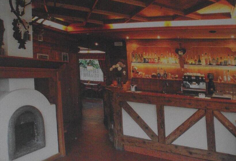 旅馆 Garni Meublè La Baita