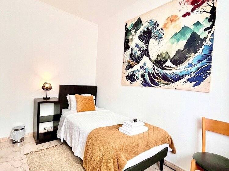 مبيت وإفطار Gardens Guest Househostel