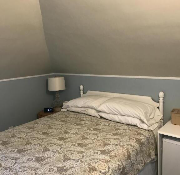 민박 The John Randall House