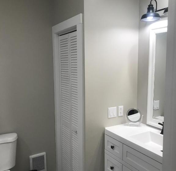 민박 The John Randall House