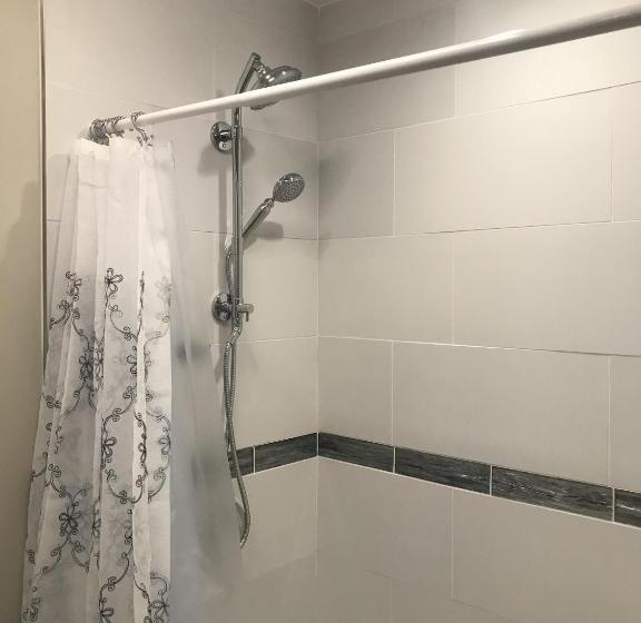 민박 The John Randall House