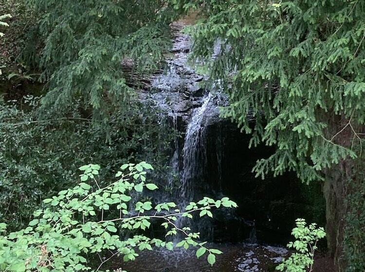 Glamping At The Homestead   Ensuite Bell Tent