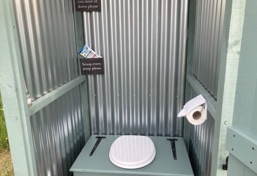 Glamping At The Homestead   Ensuite Bell Tent