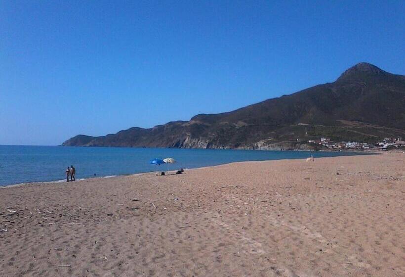 Отель Agriturismo Il Ginepro